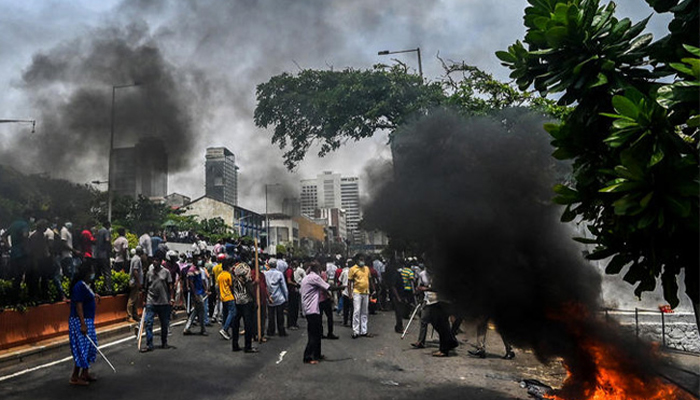 නිවාස විනාශ වූ මැති ඇමතිවරුන්ගේ පෙත්සම් ගැන අධිකරණයෙන් නියෝගයක්